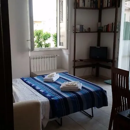 Old Tower Apartment *